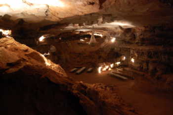 Cumberland Caverns