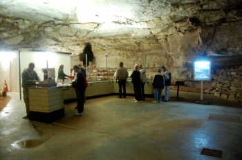 Mammoth Cave Snowball Tour