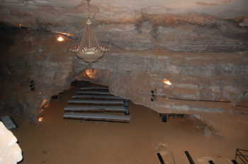Cumberland Caverns